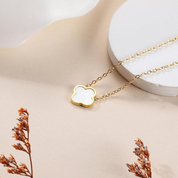 18K Gold Plated Clover Necklace for Women Four Leaf Clover Necklace Flower Lucky - Picture 4 of 7